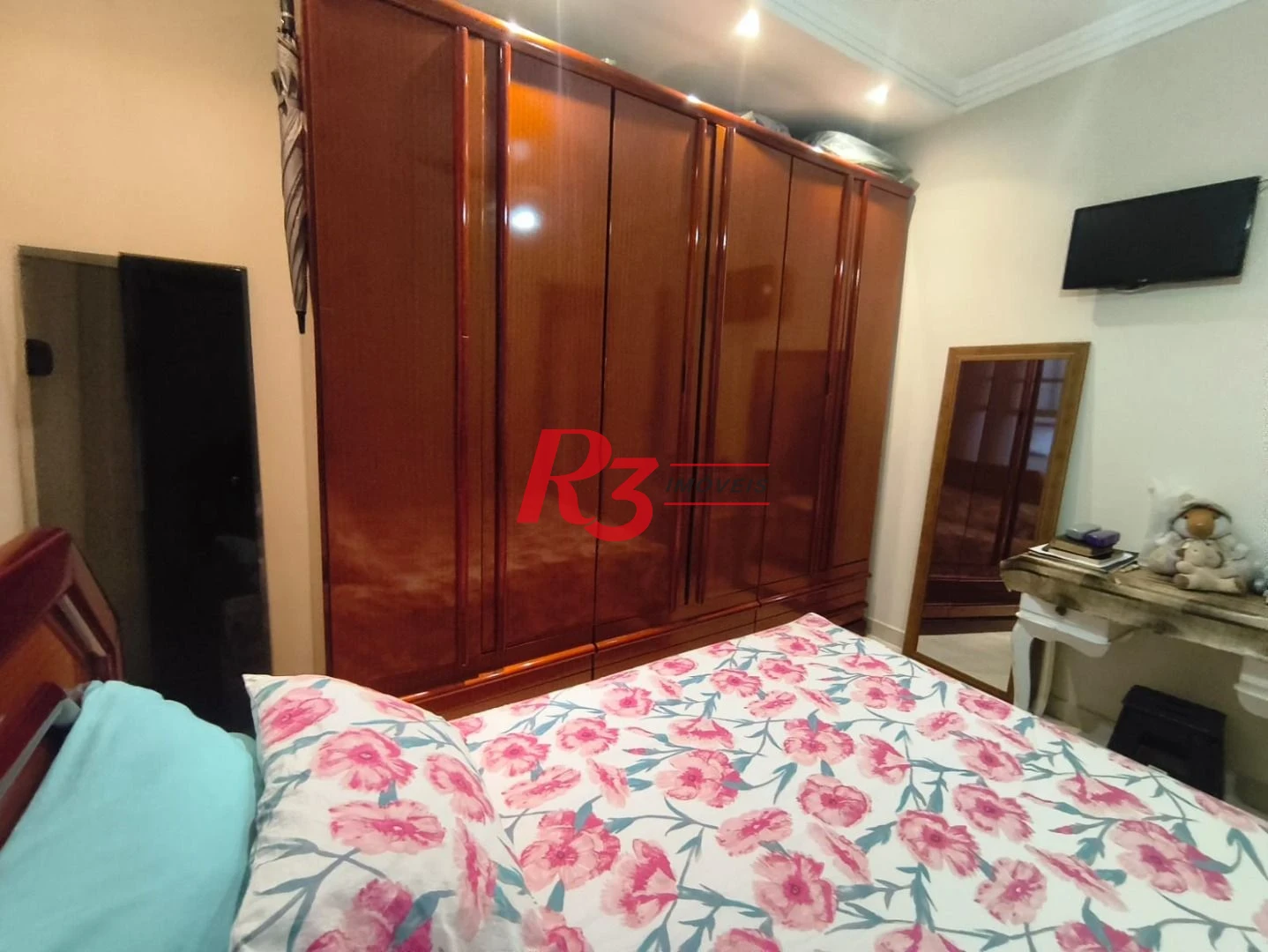 Apartamento com 3 dormitórios à venda, 92 m² por R$ 560.000,00 - Ponta da Praia - Santos/SP
