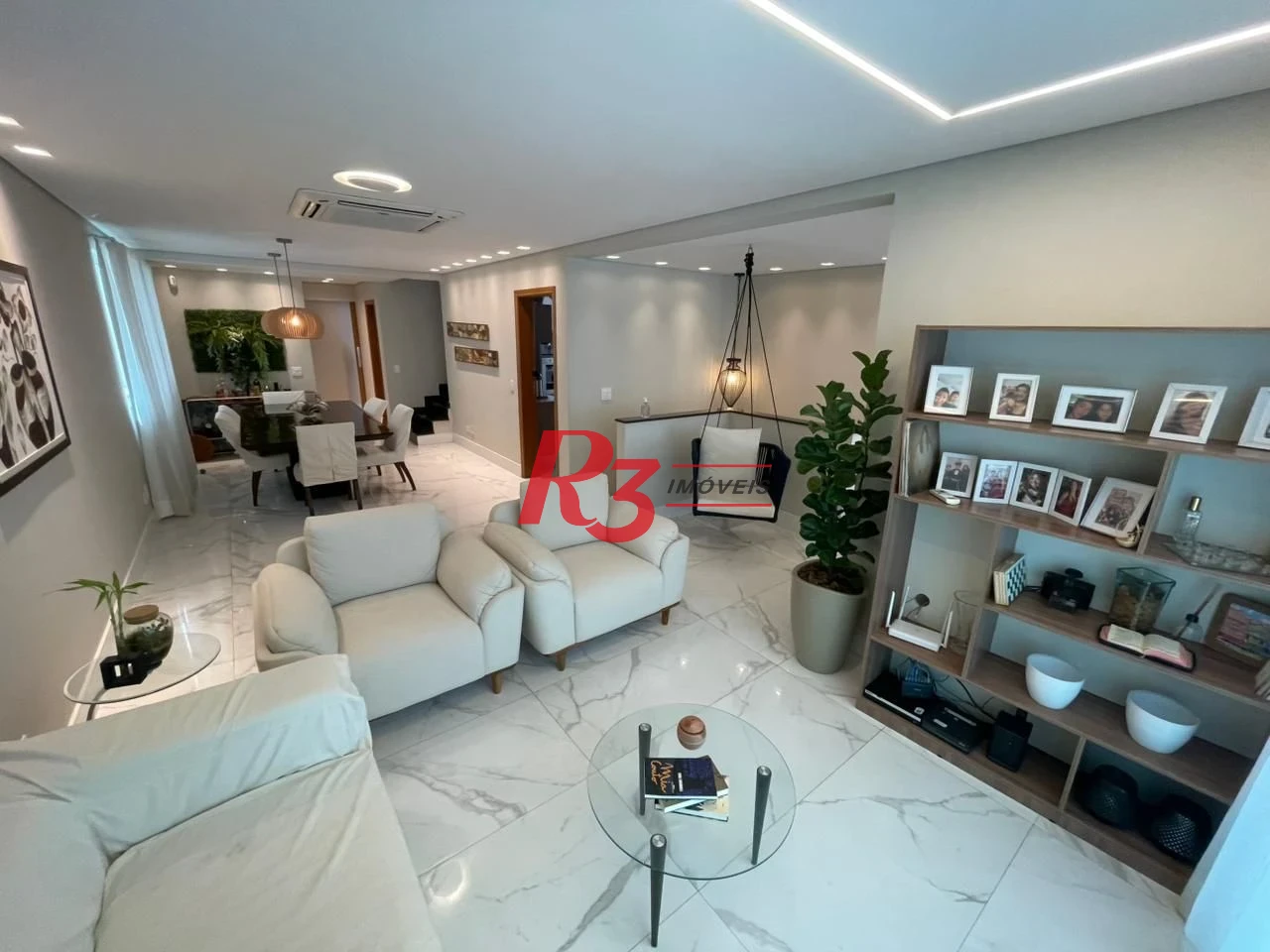 Sobrado, 334 m² - venda por R$ 2.350.000,00 ou aluguel por R$ 18.000,00/mês - Boqueirão - Santos/SP