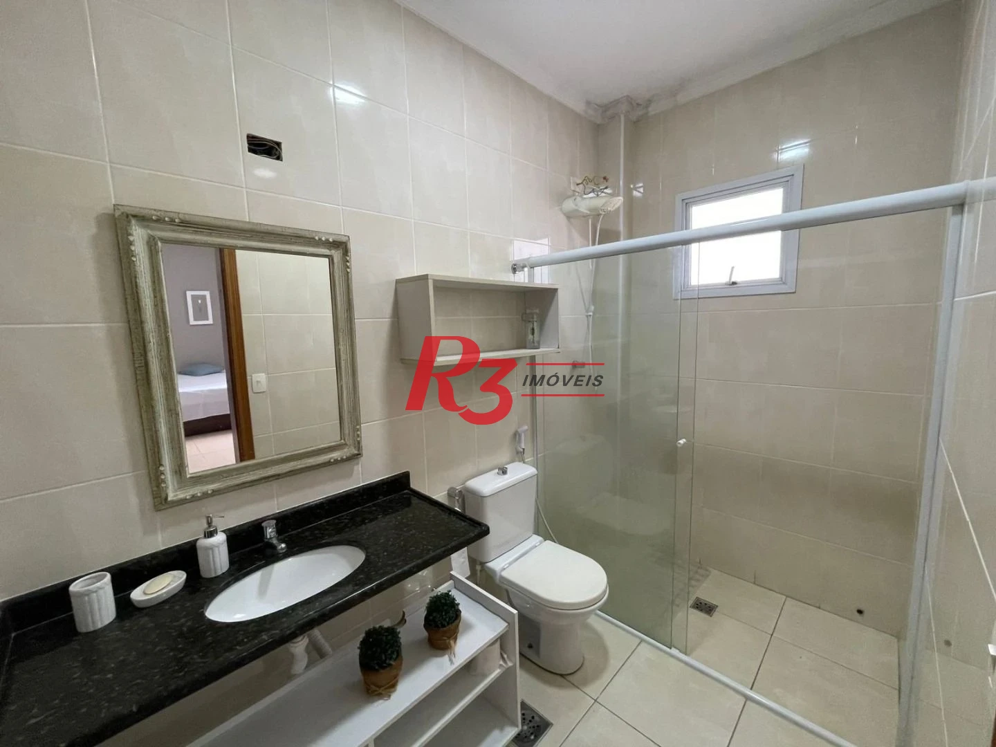 Sobrado, 334 m² - venda por R$ 2.350.000,00 ou aluguel por R$ 18.000,00/mês - Boqueirão - Santos/SP