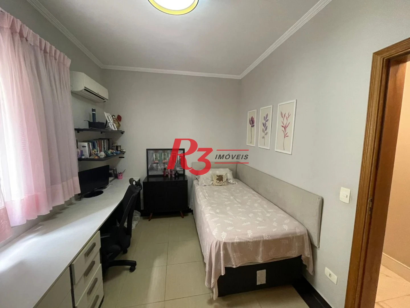 Sobrado, 334 m² - venda por R$ 2.350.000,00 ou aluguel por R$ 18.000,00/mês - Boqueirão - Santos/SP