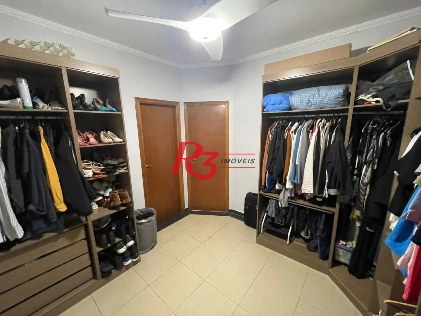 Sobrado, 334 m² - venda por R$ 2.350.000,00 ou aluguel por R$ 18.000,00/mês - Boqueirão - Santos/SP