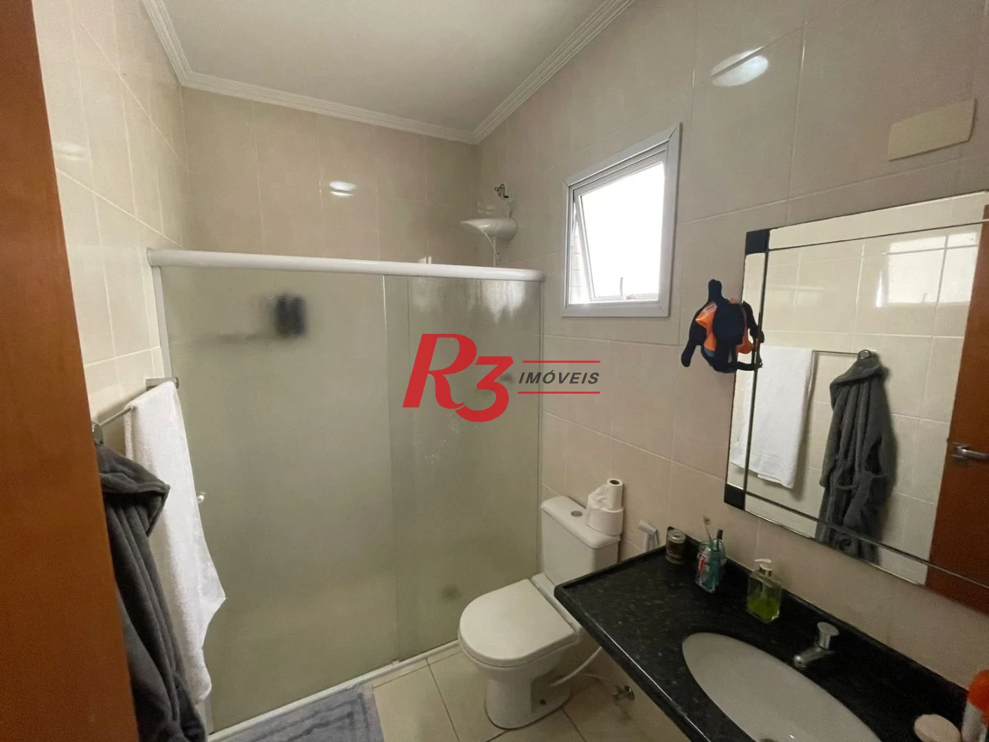 Sobrado, 334 m² - venda por R$ 2.350.000,00 ou aluguel por R$ 18.000,00/mês - Boqueirão - Santos/SP