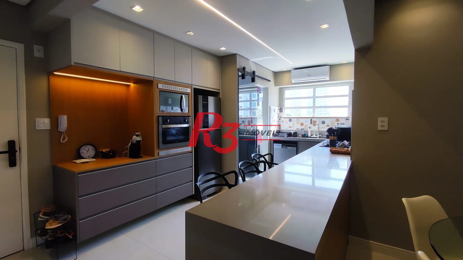 Apartamento com 1 dormitório à venda, 73 m² por R$ 600.000,00 - José Menino - Santos/SP
