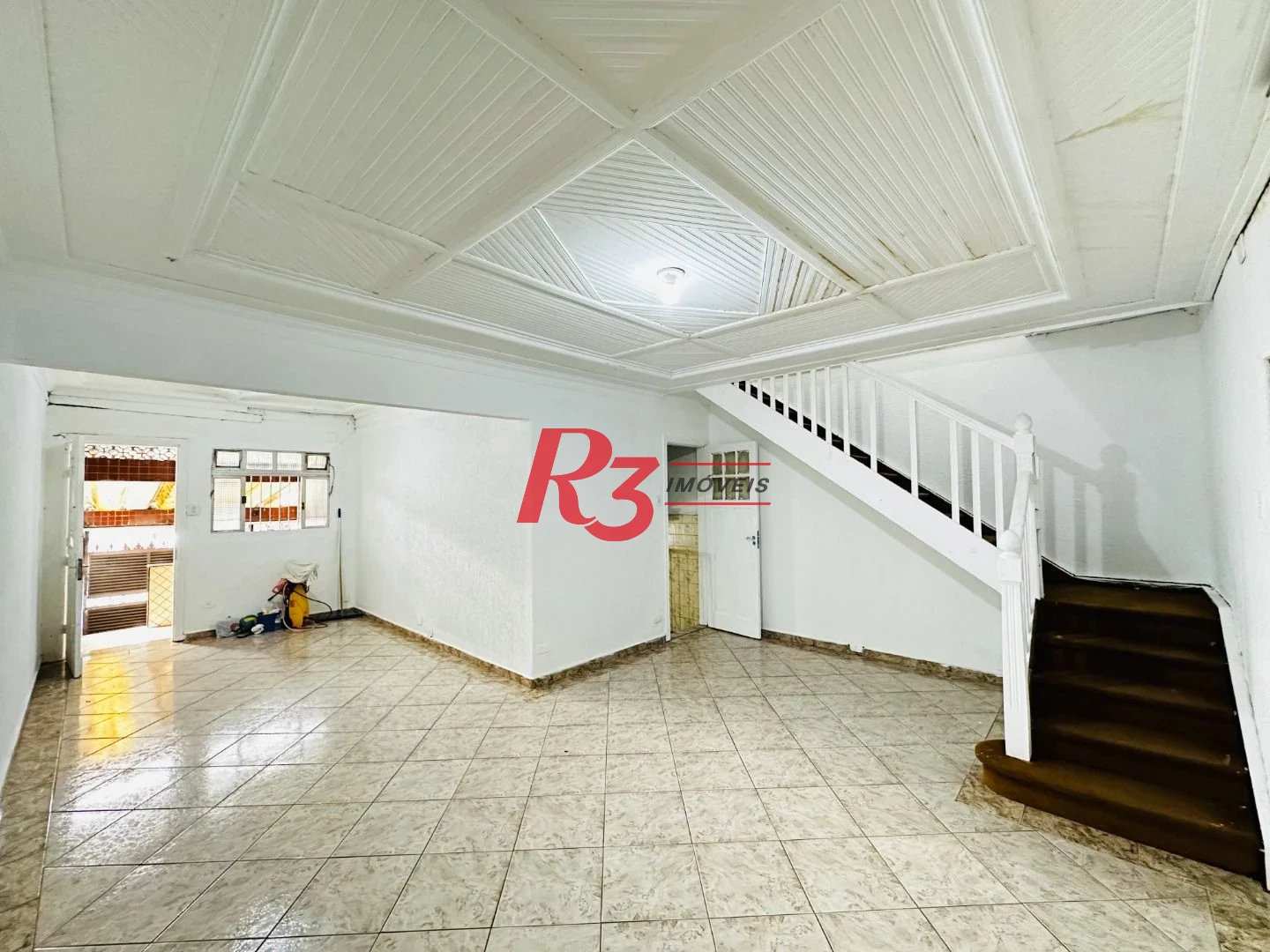 Sobrado com 3 dormitórios à venda, 248 m² por R$ 1.200.000,00 - Vila Belmiro - Santos/SP