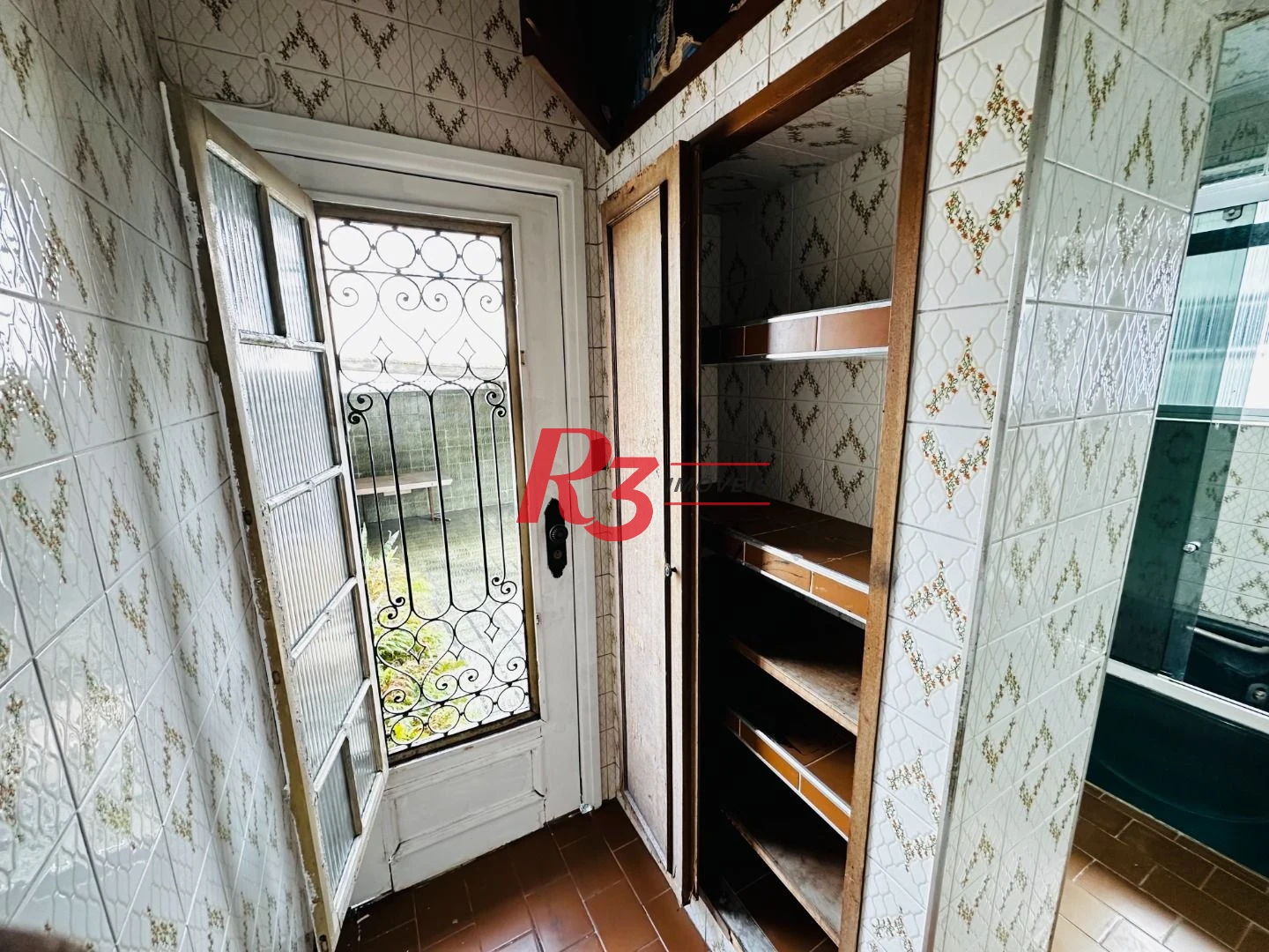 Sobrado com 3 dormitórios à venda, 248 m² por R$ 1.200.000,00 - Vila Belmiro - Santos/SP