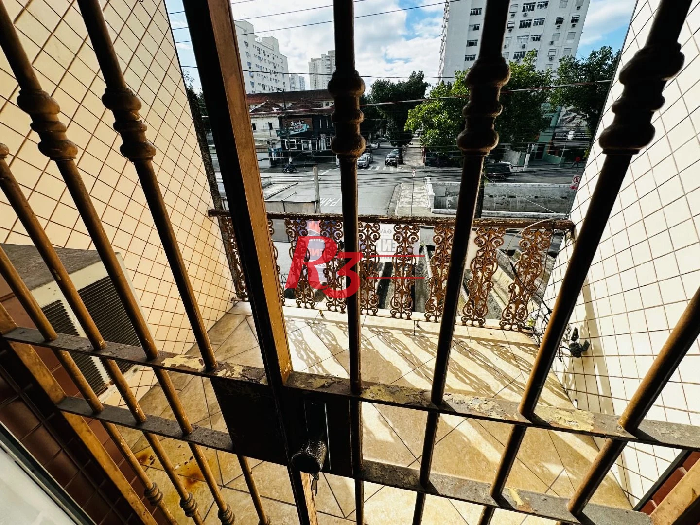 Sobrado com 3 dormitórios à venda, 248 m² por R$ 1.200.000,00 - Vila Belmiro - Santos/SP