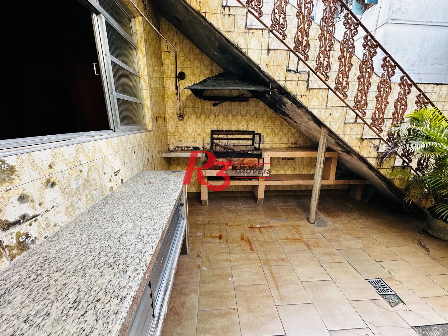 Sobrado com 3 dormitórios à venda, 248 m² por R$ 1.200.000,00 - Vila Belmiro - Santos/SP