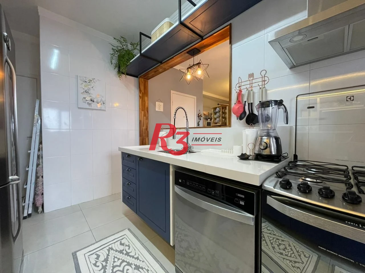 Apartamento com 3 dormitórios à venda, 92 m² por R$ 810.000,00 - Itararé - São Vicente/SP