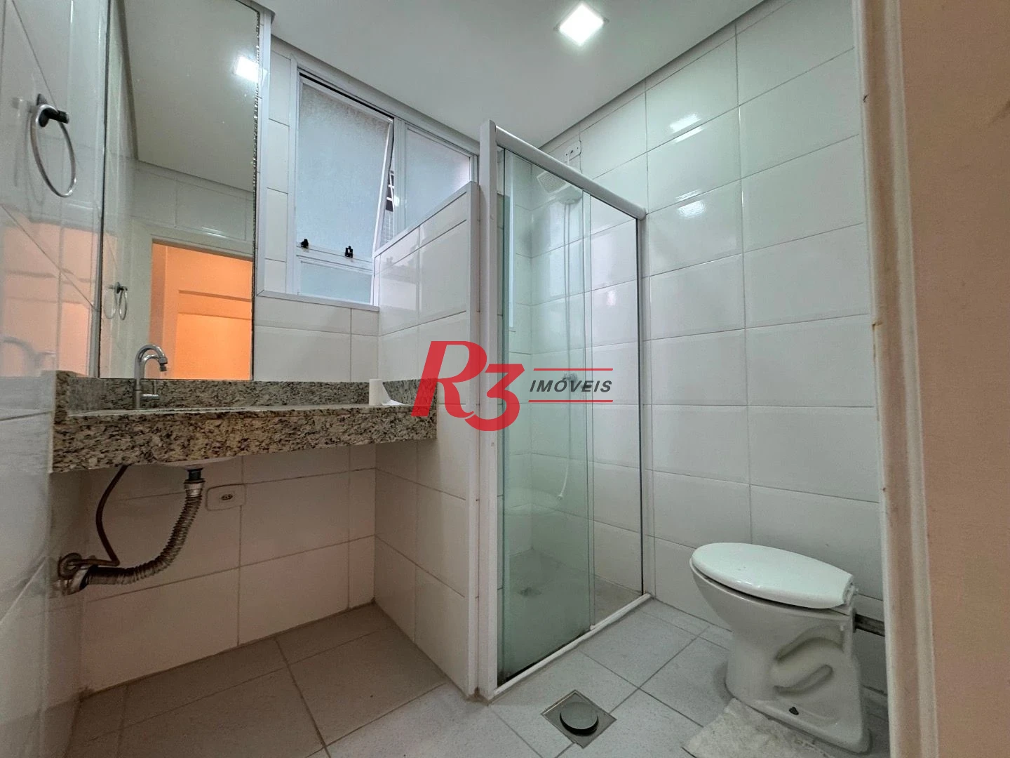 Apartamento para alugar, 64 m² por R$ 3.500,00/mês - José Menino - Santos/SP