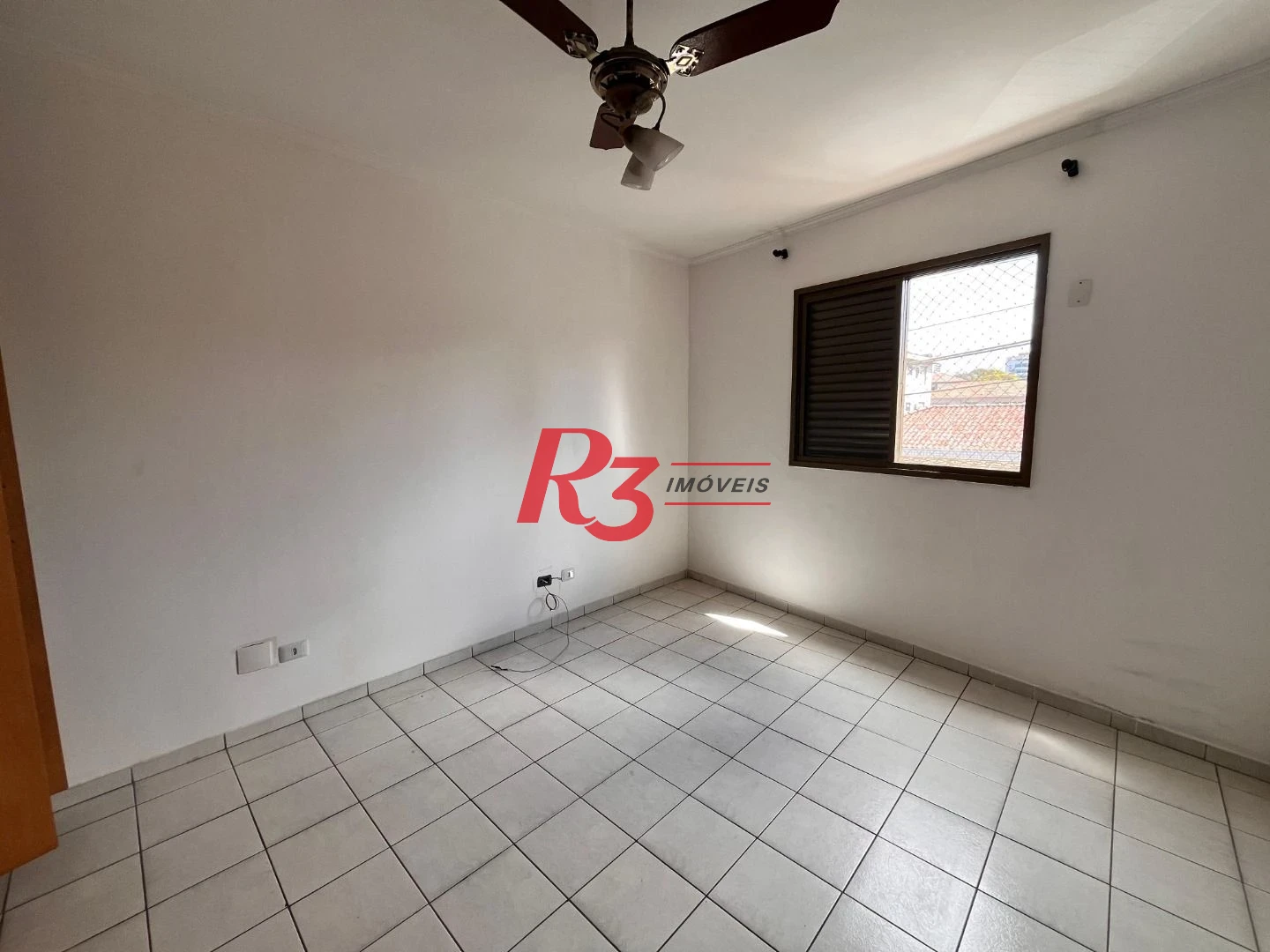 Casa com 3 dormitórios à venda, 225 m² por R$ 2.100.000,00 - Ponta da Praia - Santos/SP