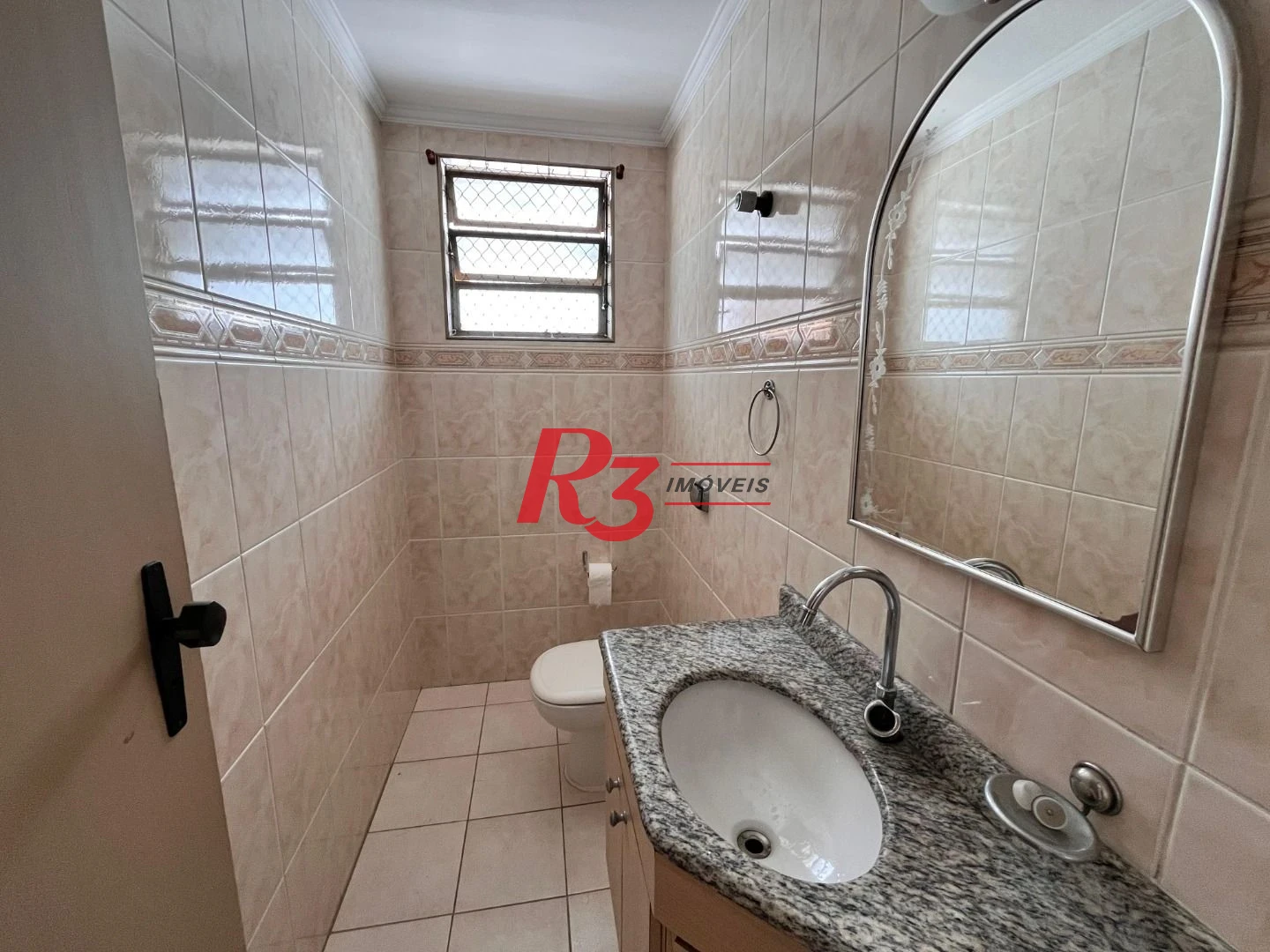 Casa com 3 dormitórios à venda, 225 m² por R$ 2.100.000,00 - Ponta da Praia - Santos/SP
