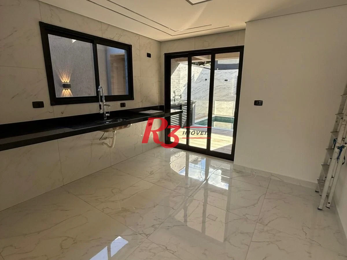 Casa à venda, 204 m² por R$ 1.800.000,00 - Boqueirão - Praia Grande/SP