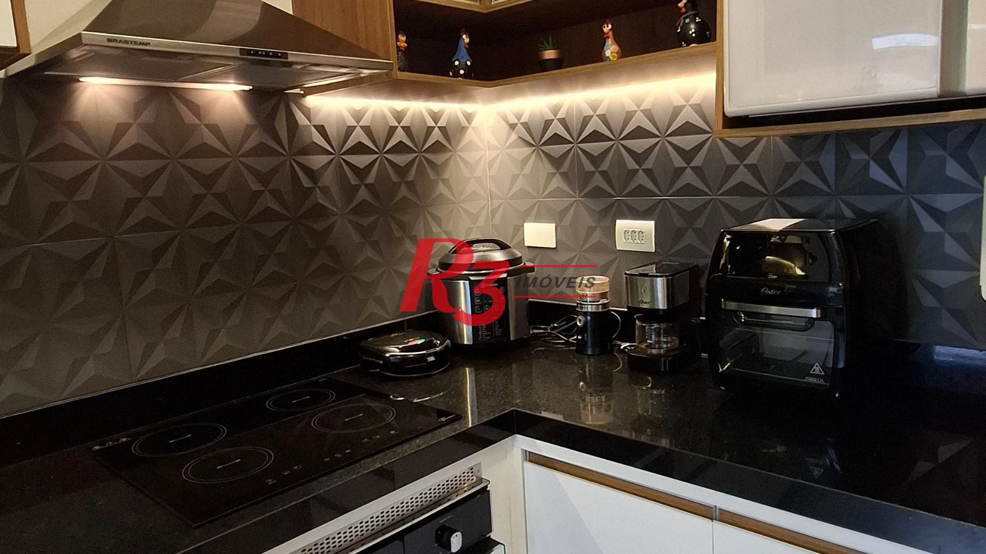 Apartamento com 3 dormitórios à venda, 108 m² por R$ 862.000,00 - Embaré - Santos/SP