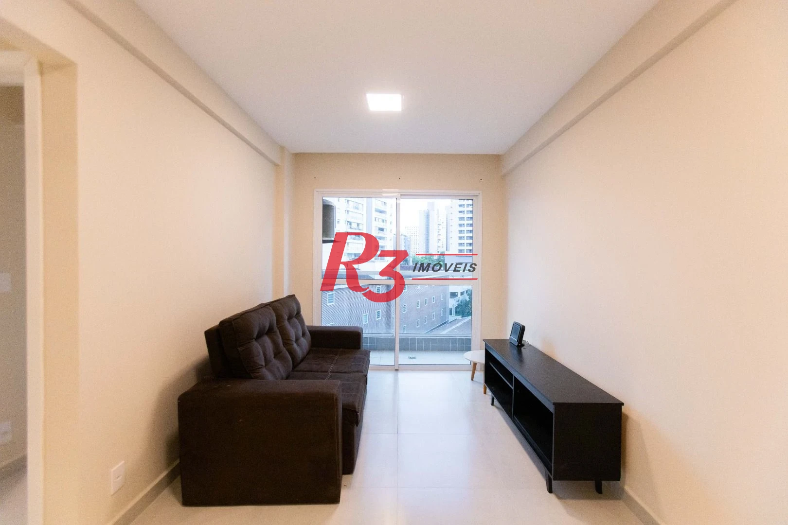 Apartamento com 2 dormitórios à venda, 68 m² por R$ 670.000,00 - Marapé - Santos/SP
