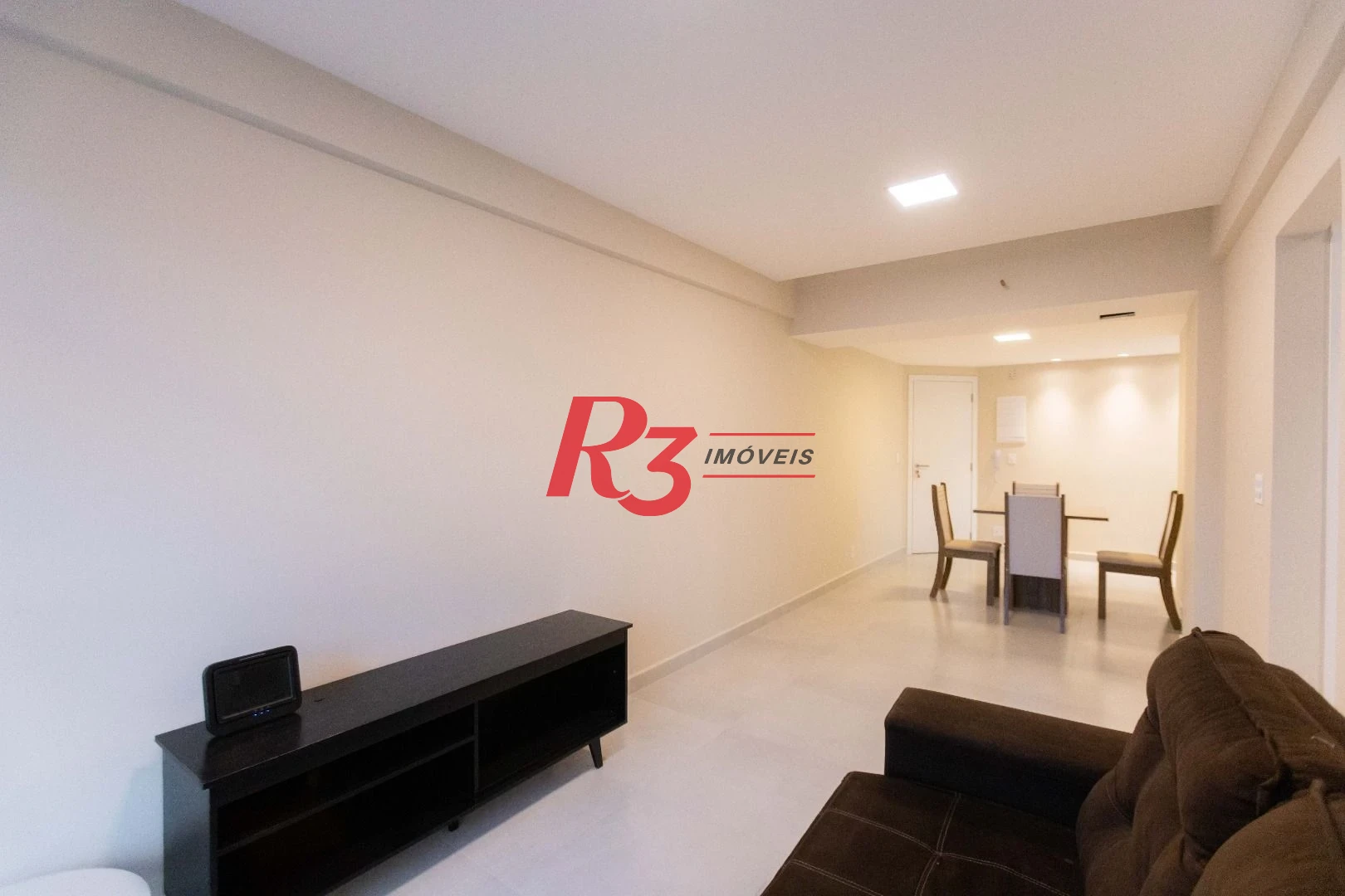 Apartamento com 2 dormitórios à venda, 68 m² por R$ 670.000,00 - Marapé - Santos/SP