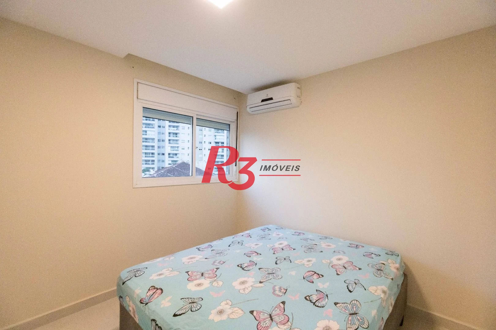 Apartamento com 2 dormitórios à venda, 68 m² por R$ 670.000,00 - Marapé - Santos/SP