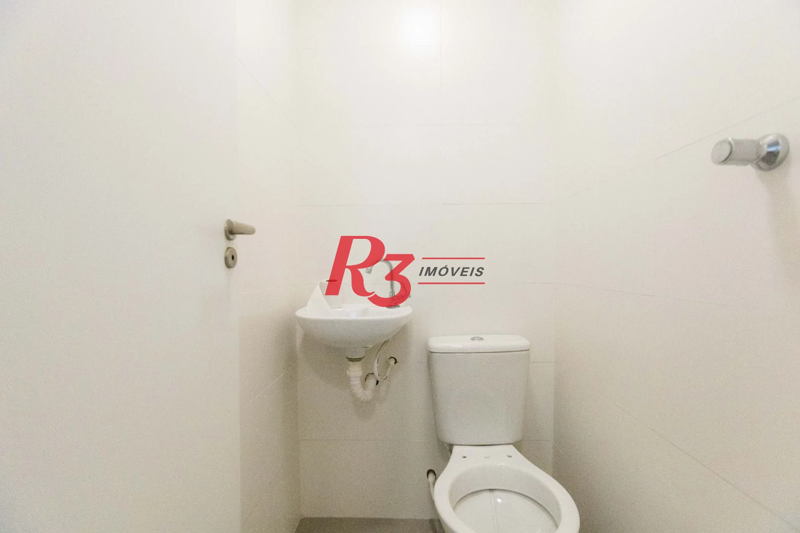 Apartamento com 2 dormitórios à venda, 68 m² por R$ 670.000,00 - Marapé - Santos/SP