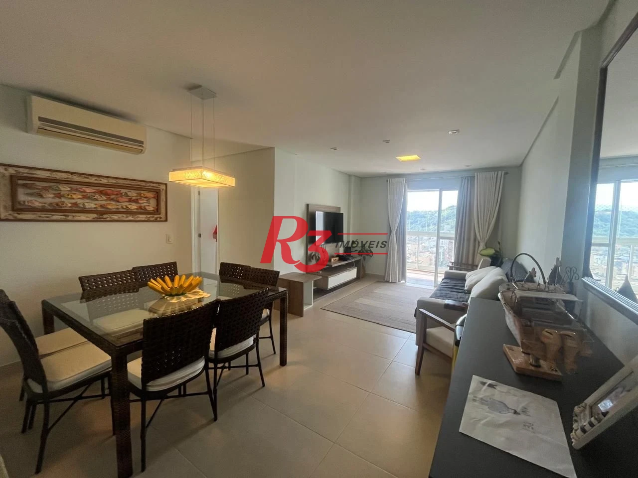 Apartamento com 3 dormitórios à venda, 98 m² por R$ 740.000,00 - Vila Santo Antônio - Guarujá/SP