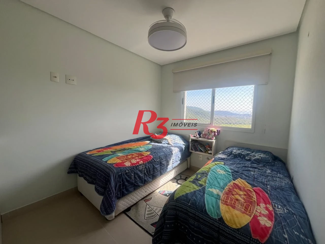 Apartamento com 3 dormitórios à venda, 98 m² por R$ 740.000,00 - Vila Santo Antônio - Guarujá/SP