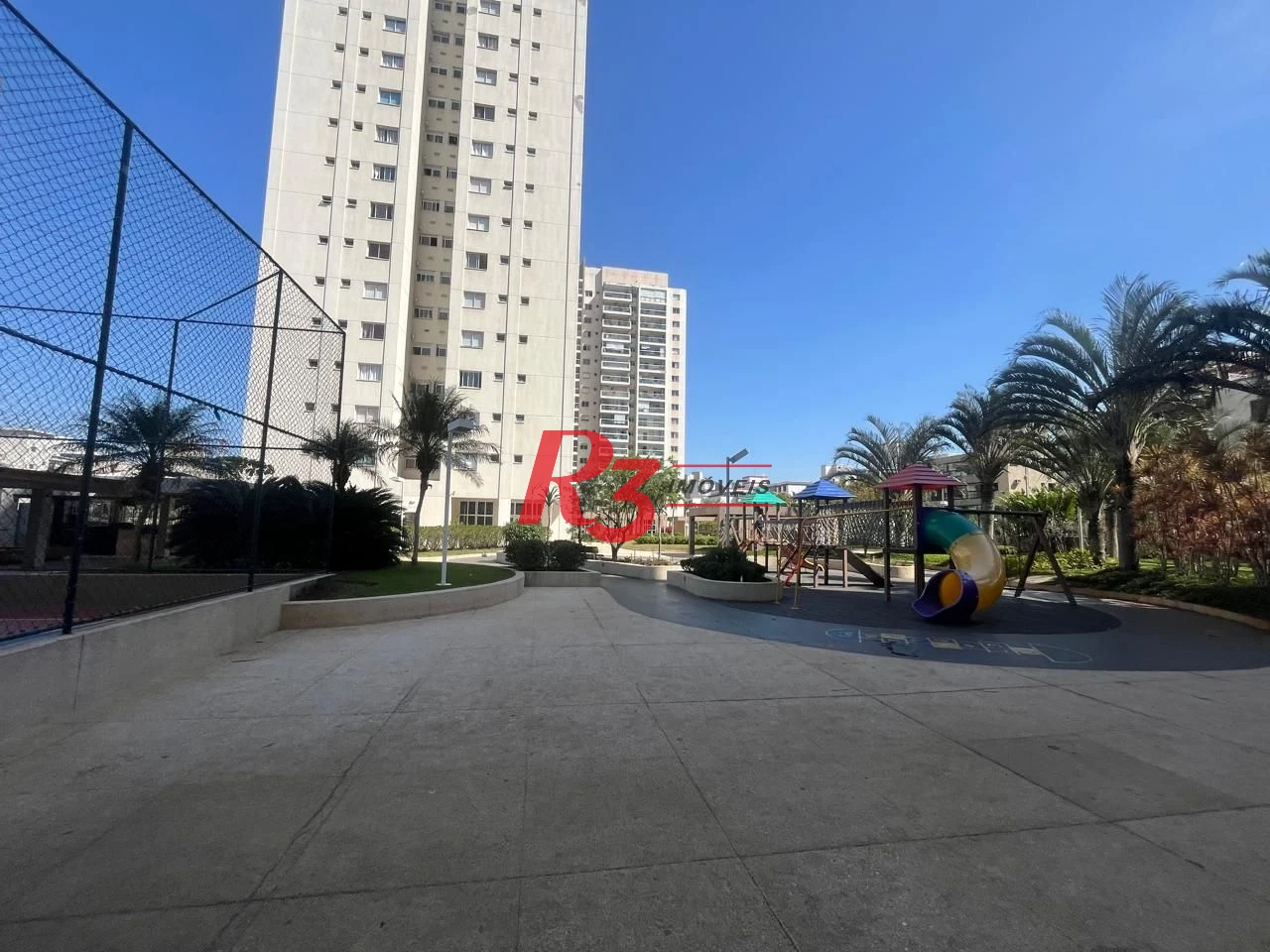 Apartamento com 3 dormitórios à venda, 98 m² por R$ 740.000,00 - Vila Santo Antônio - Guarujá/SP