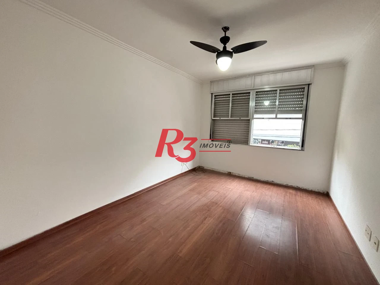 Apartamento com 2 dormitórios à venda, 90 m² por R$ 600.000,00 - Gonzaga - Santos/SP