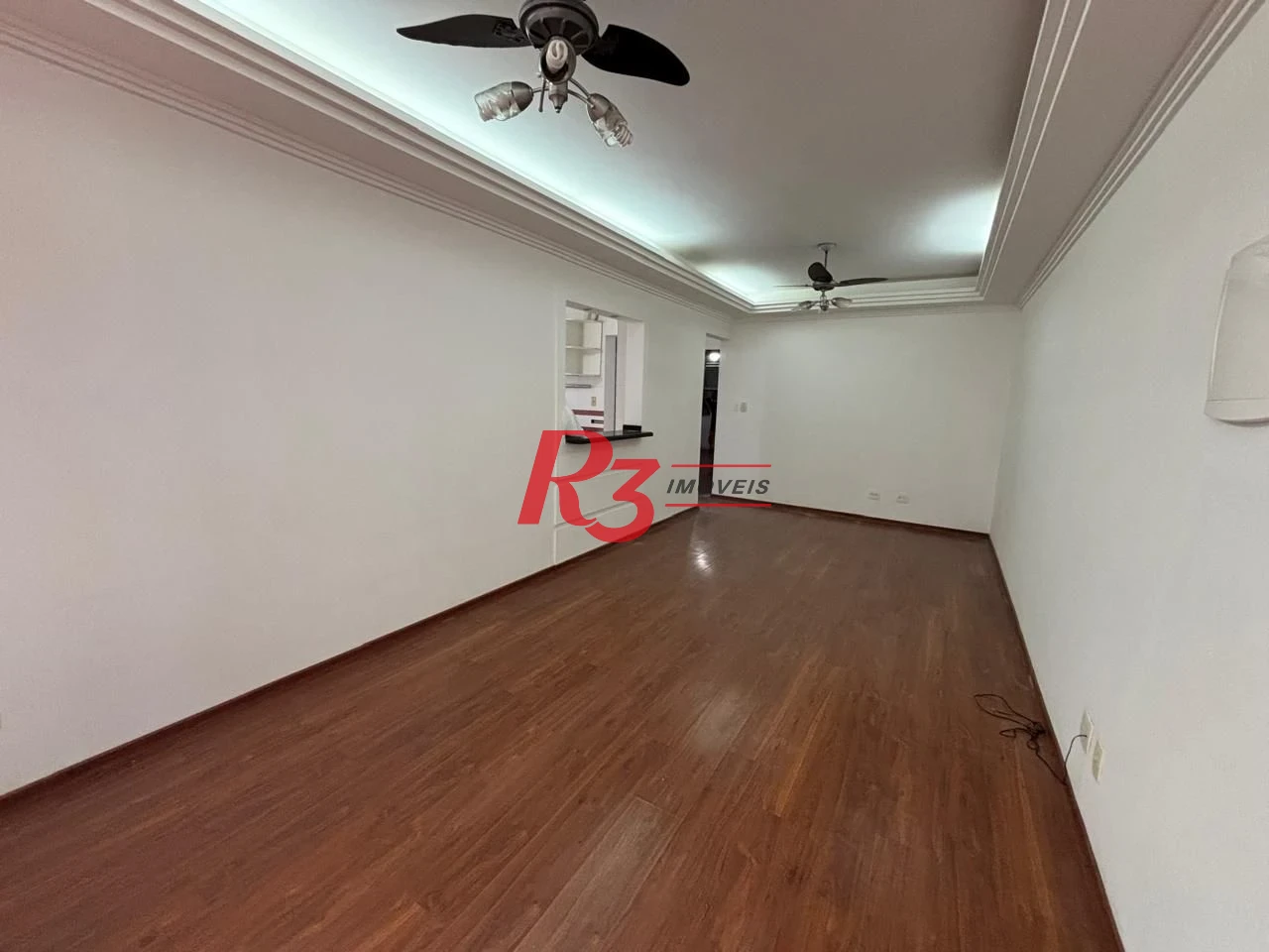 Apartamento com 2 dormitórios à venda, 90 m² por R$ 600.000,00 - Gonzaga - Santos/SP