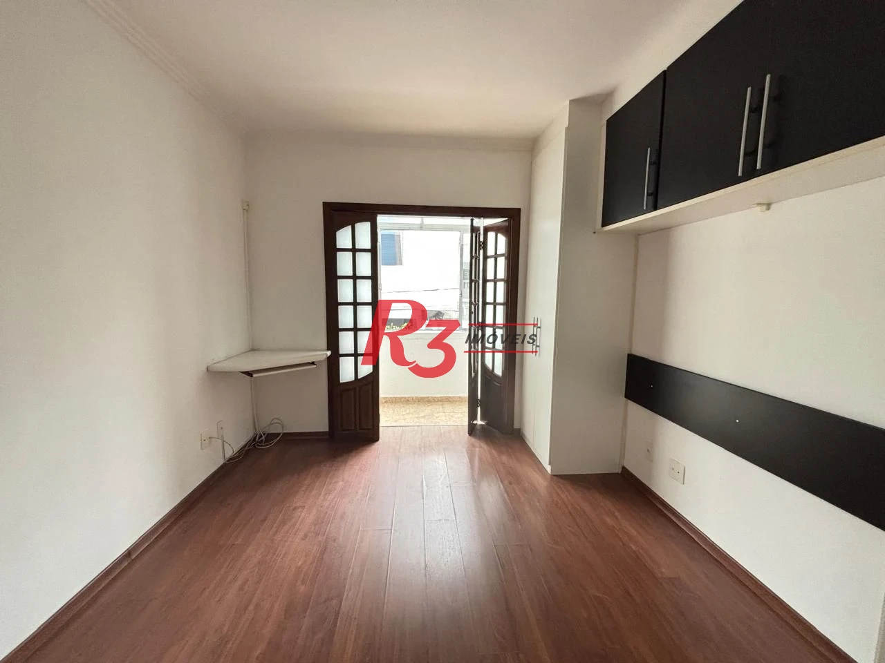 Apartamento com 2 dormitórios à venda, 90 m² por R$ 600.000,00 - Gonzaga - Santos/SP