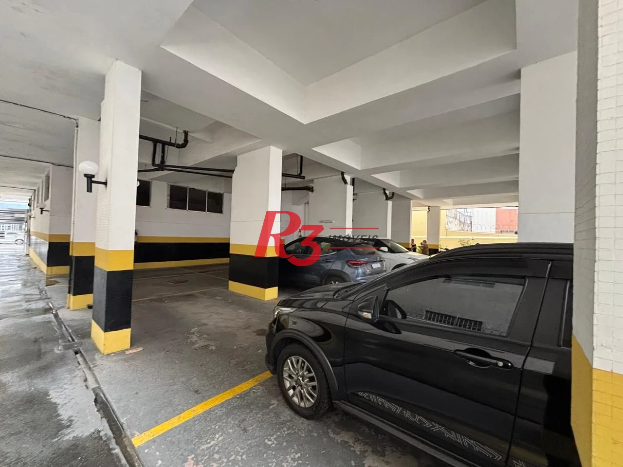 Apartamento com 2 dormitórios à venda, 90 m² por R$ 600.000,00 - Gonzaga - Santos/SP