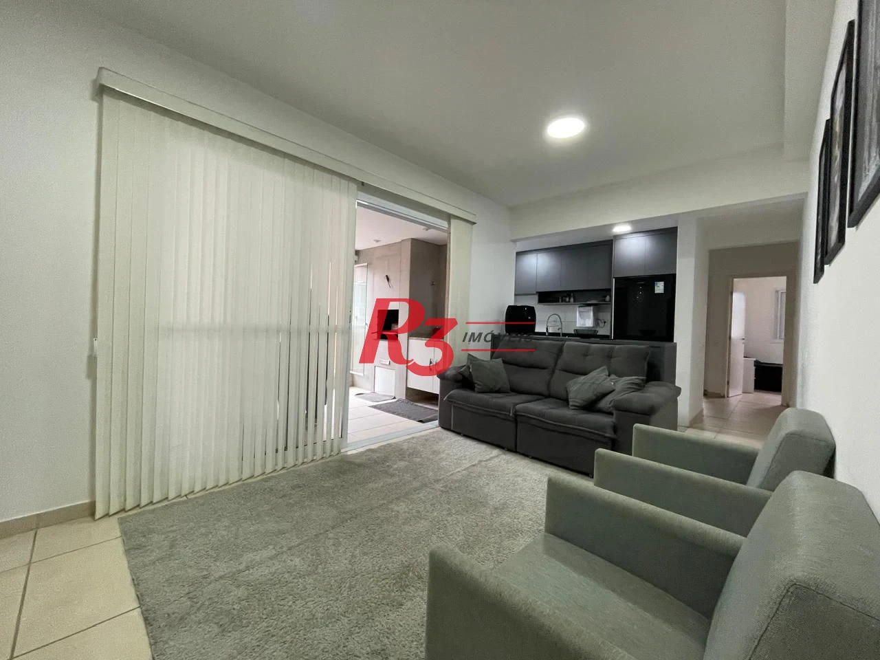 Apartamento com 3 dormitórios à venda, 84 m² por R$ 800.000,00 - Jardim Praiano - Guarujá/SP