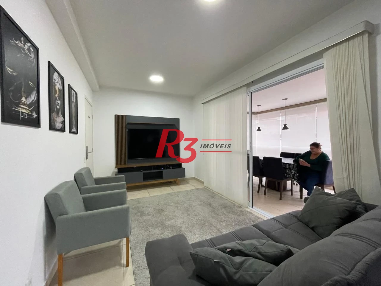Apartamento com 3 dormitórios à venda, 84 m² por R$ 800.000,00 - Jardim Praiano - Guarujá/SP