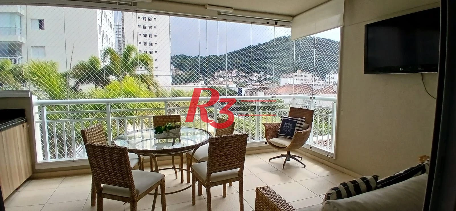 Apartamento com 3 dormitórios à venda, 150 m² por R$ 1.280.000,00 - Marapé - Santos/SP