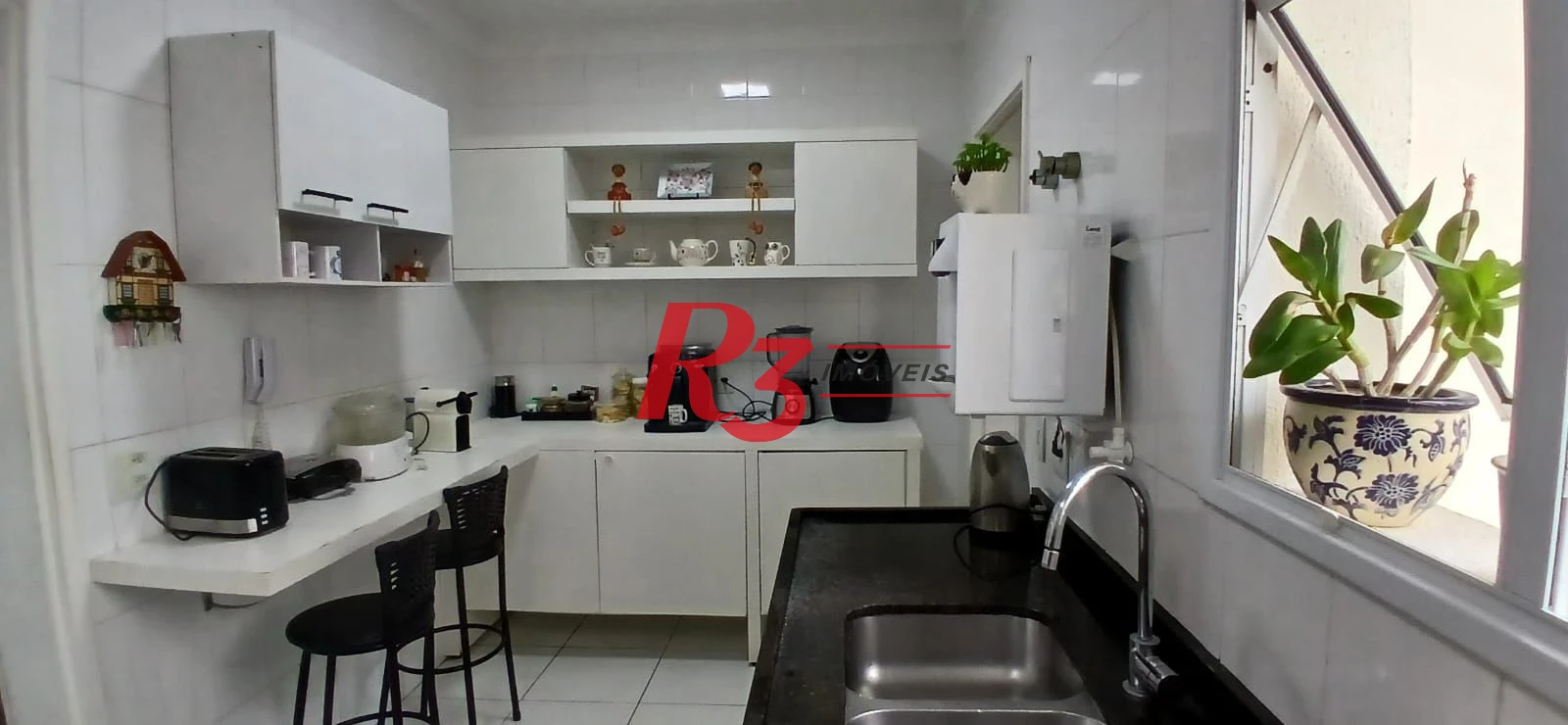 Apartamento com 3 dormitórios à venda, 150 m² por R$ 1.280.000,00 - Marapé - Santos/SP