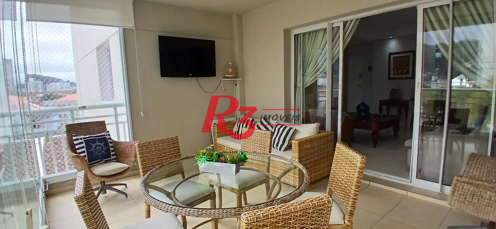 Apartamento com 3 dormitórios à venda, 150 m² por R$ 1.280.000,00 - Marapé - Santos/SP