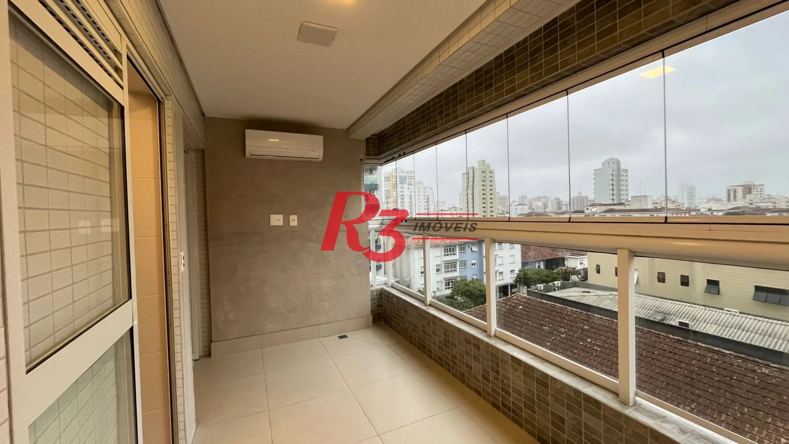 Apartamento com 1 dormitório à venda, 50 m² por R$ 850.000,00 - Boqueirão - Santos/SP