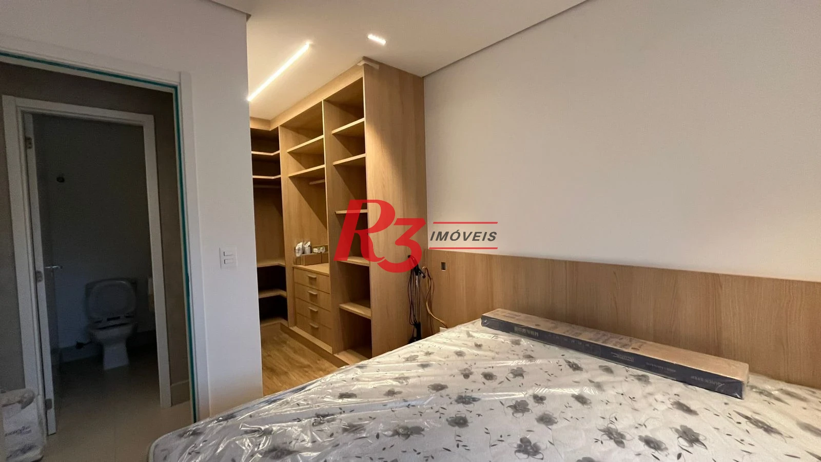 Apartamento com 1 dormitório à venda, 50 m² por R$ 850.000,00 - Boqueirão - Santos/SP