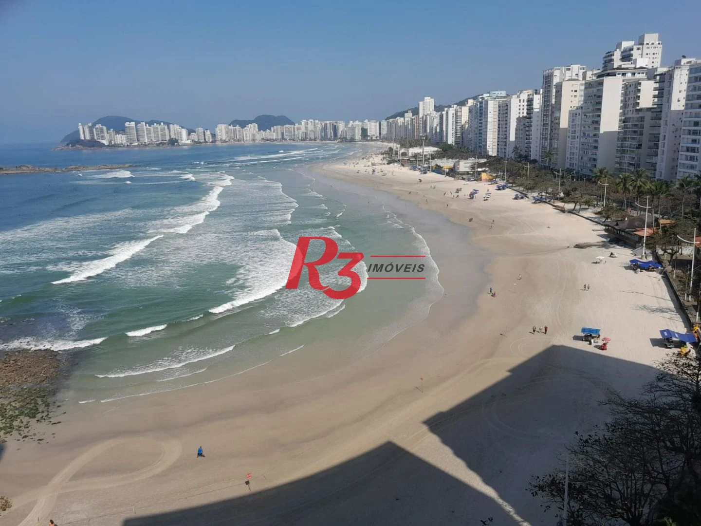 Apartamento com 4 dormitórios à venda, 376 m² por R$ 1.500.000,00 - Praia das Pitangueiras Beira Mar - Guarujá/SP