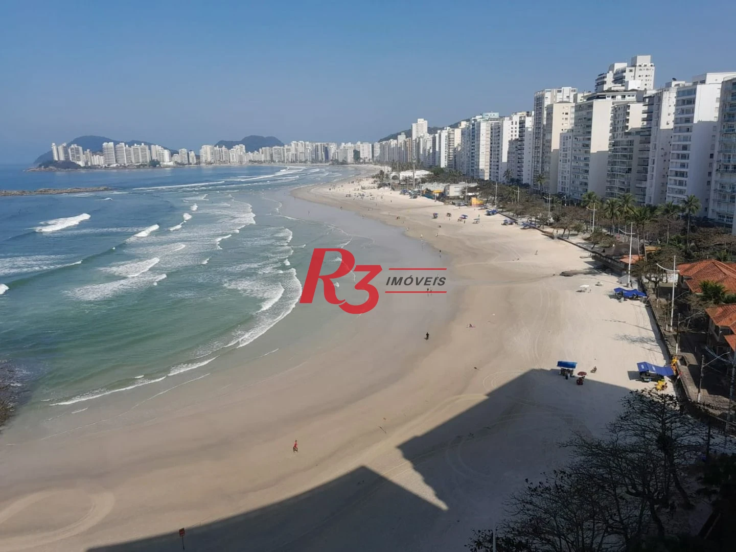 Apartamento com 4 dormitórios à venda, 376 m² por R$ 1.500.000,00 - Praia das Pitangueiras Beira Mar - Guarujá/SP