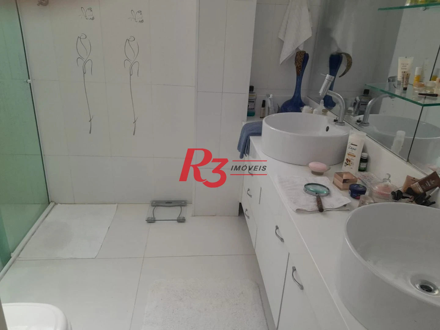 Apartamento com 4 dormitórios à venda, 376 m² por R$ 1.500.000,00 - Praia das Pitangueiras Beira Mar - Guarujá/SP
