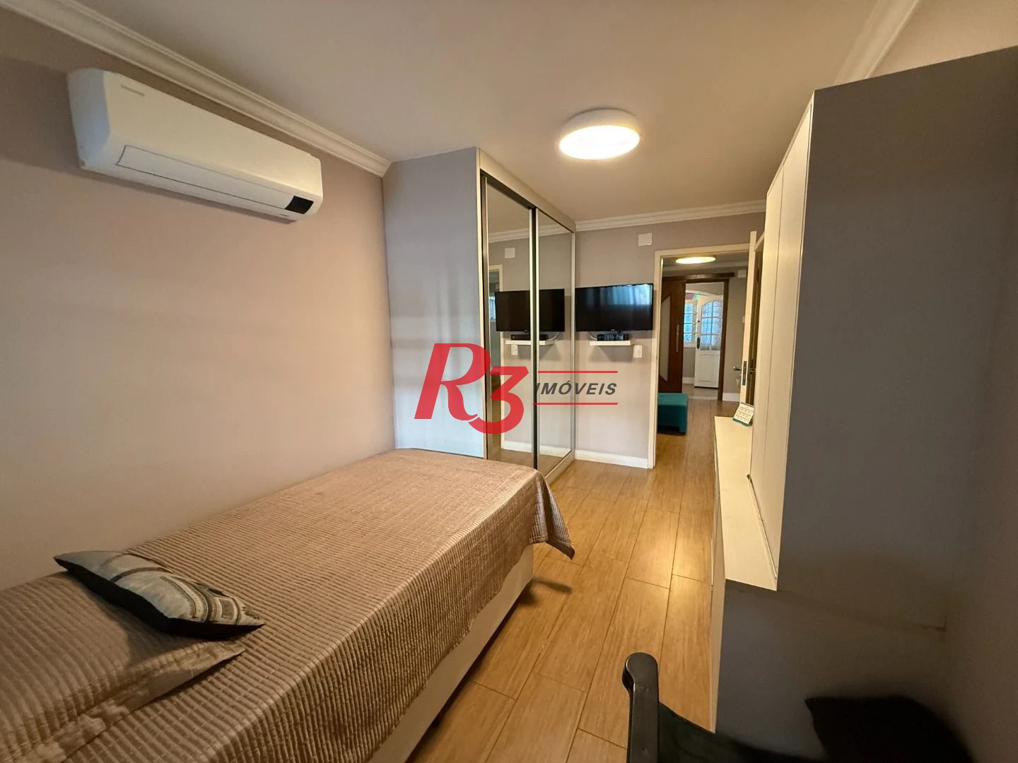 Sobrado à venda, 198 m² por R$ 1.360.000,00 - Vila Belmiro - Santos/SP