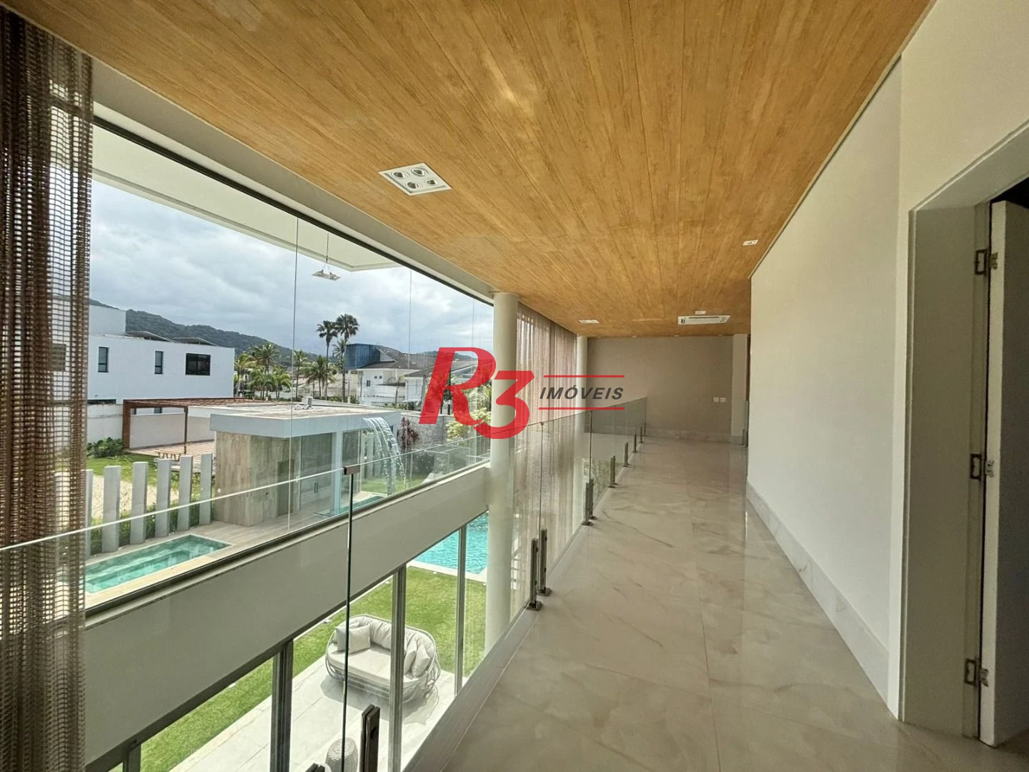 Casa à venda, 900 m² por R$ 21.990.000,00 - Acapulco - Guarujá/SP