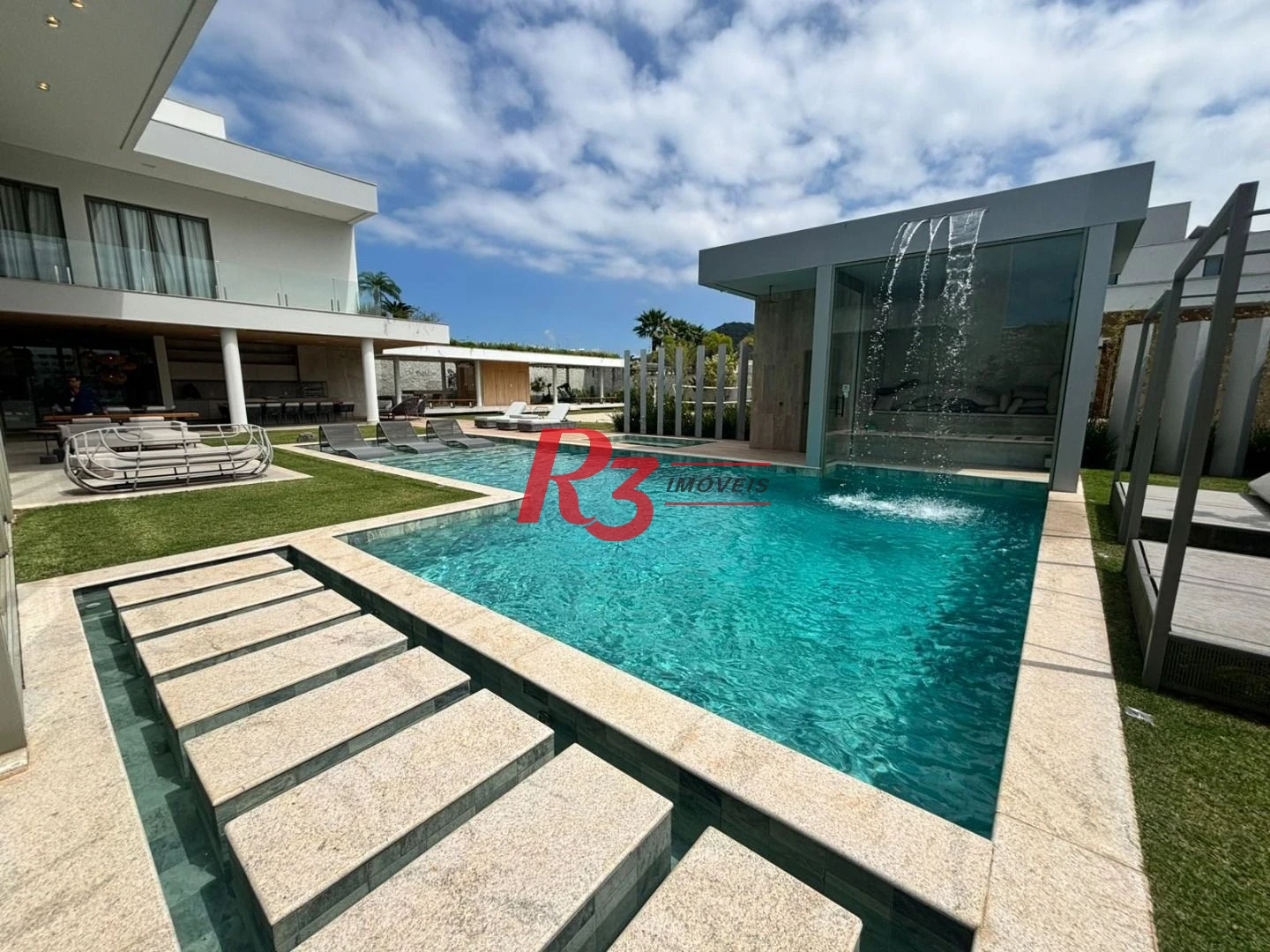 Casa à venda, 900 m² por R$ 21.990.000,00 - Acapulco - Guarujá/SP