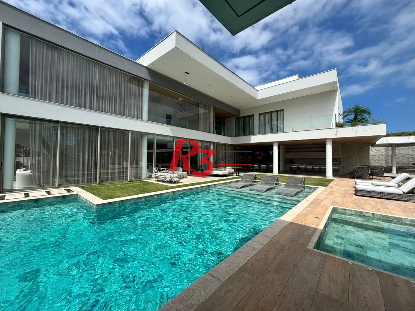 Casa à venda, 900 m² por R$ 21.990.000,00 - Acapulco - Guarujá/SP