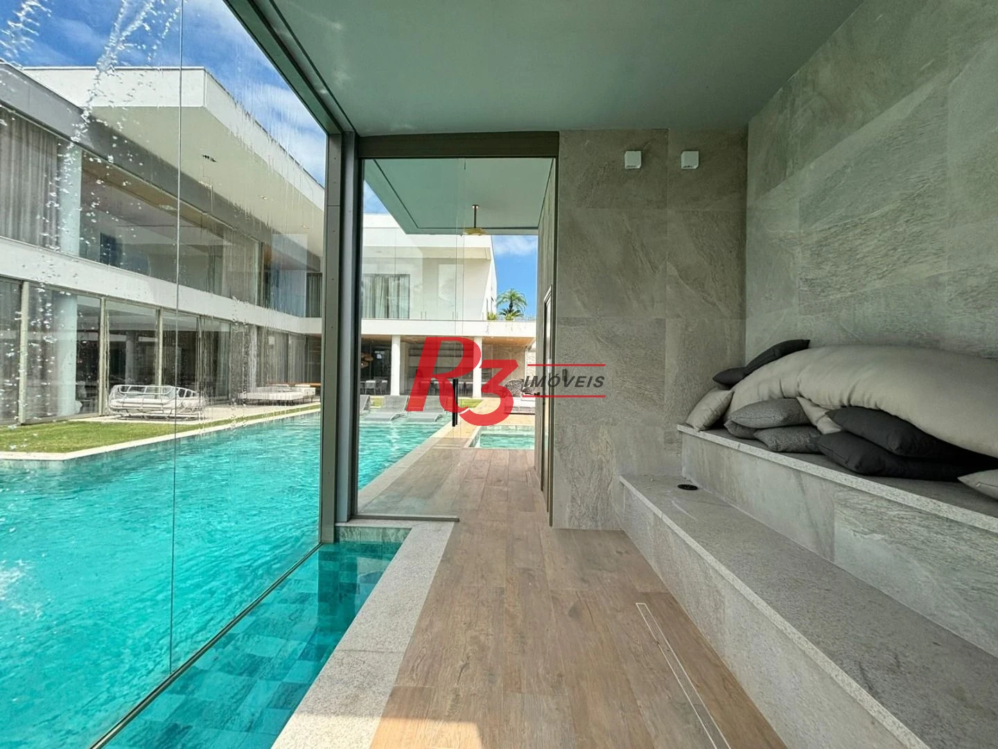 Casa à venda, 900 m² por R$ 21.990.000,00 - Acapulco - Guarujá/SP