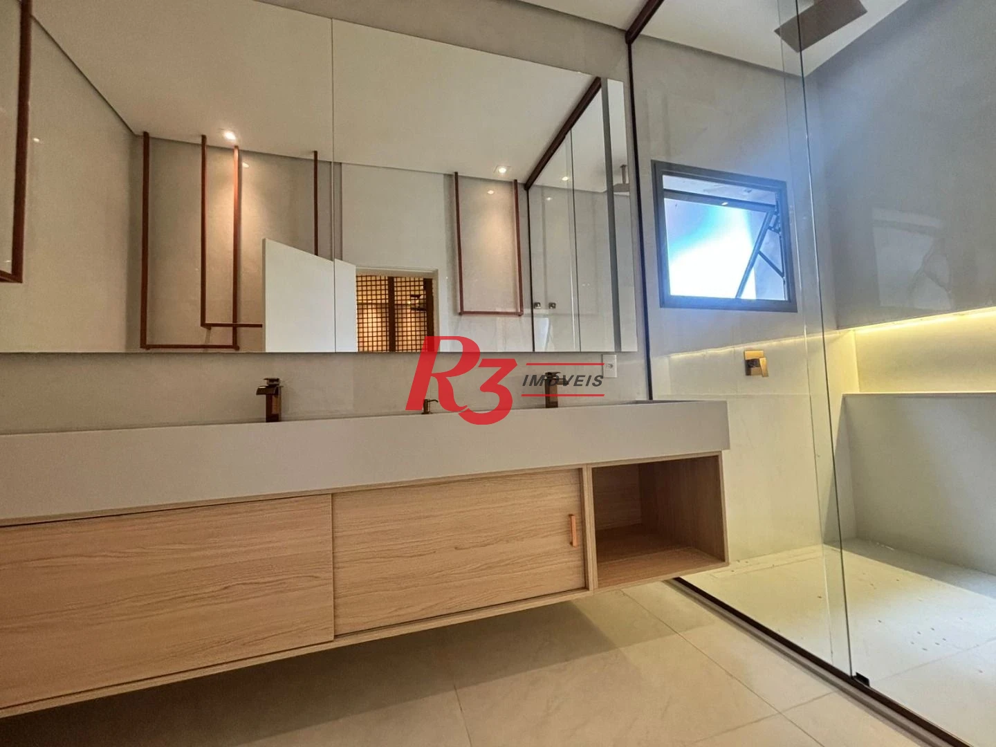 Casa à venda, 900 m² por R$ 21.990.000,00 - Acapulco - Guarujá/SP