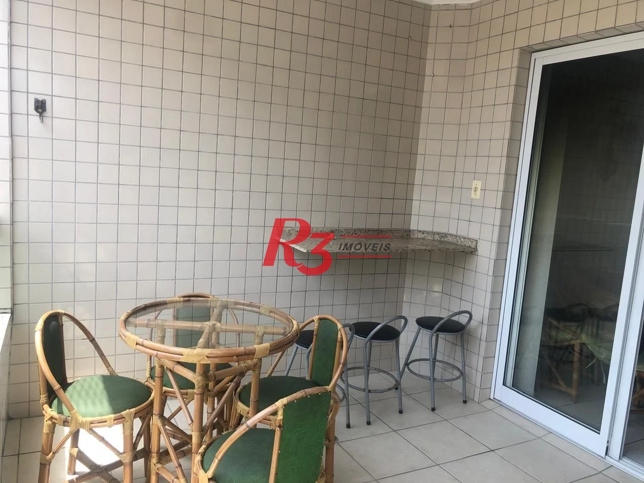 Apartamento com 2 dormitórios à venda, 80 m² por R$ 500.000,00 - Tupi - Praia Grande/SP