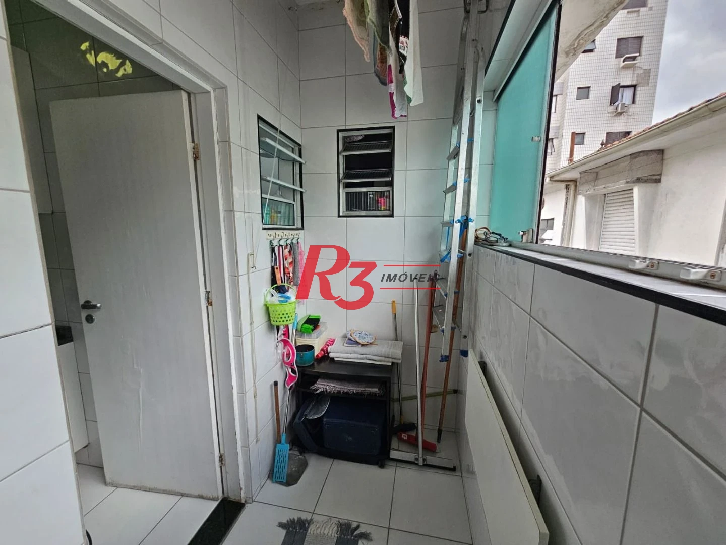 Apartamento com 3 dormitórios à venda, 105 m² por R$ 599.000,00 - Marapé - Santos/SP