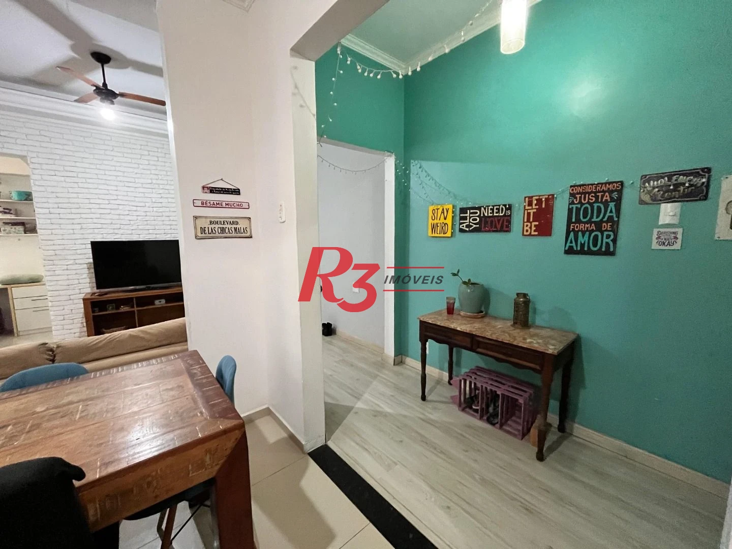 Apartamento com 2 dormitórios à venda, 87 m² por R$ 440.000,00 - Gonzaga - Santos/SP