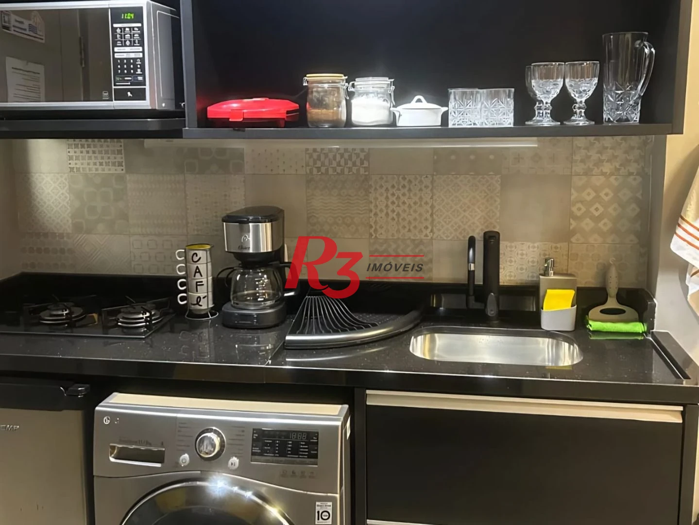 Kitnet com 1 dormitório à venda, 28 m² por R$ 375.000,00 - José Menino - Santos/SP