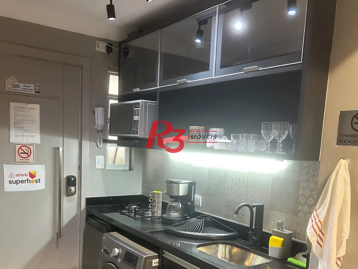 Kitnet com 1 dormitório à venda, 28 m² por R$ 375.000,00 - José Menino - Santos/SP