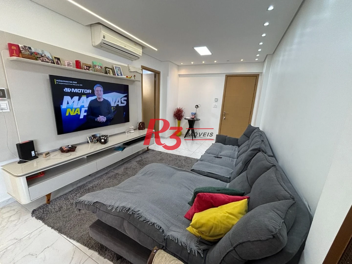 Apartamento com 3 dormitórios à venda, 81 m² por R$ 1.170.000,00 - Boqueirão - Santos/SP